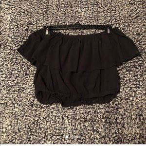 CUTE BLACK OFF THE SHOULDER CROP TOP